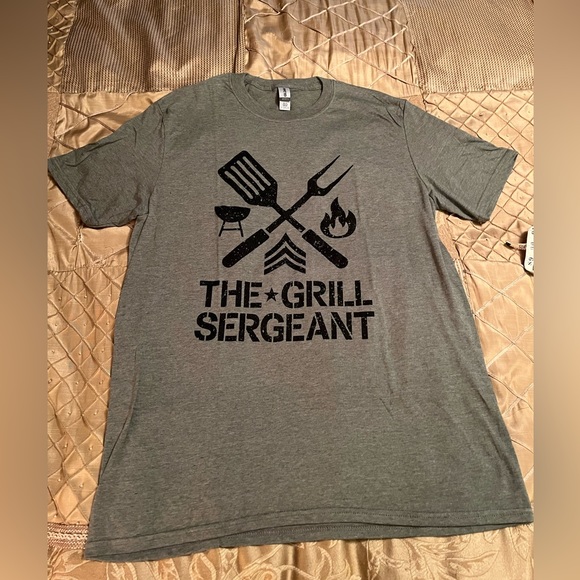 Gildan Other - Men’s SS T-shirt, size L, green, NWOT